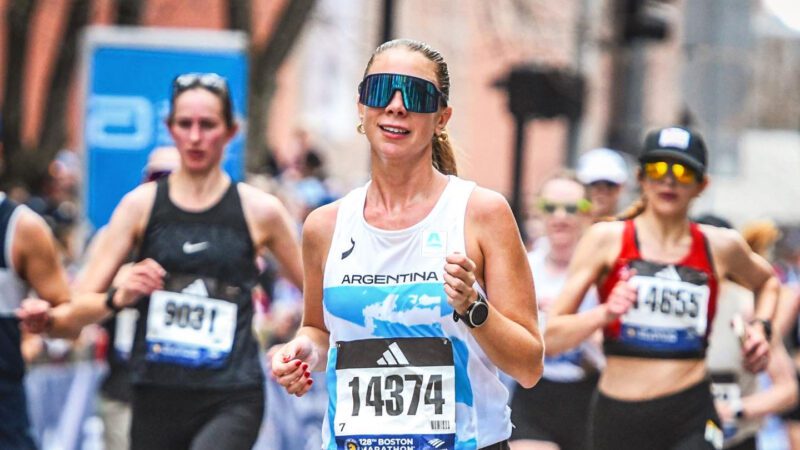 Yuliana Vella estuvo presente en la emblemática Maratón de Boston